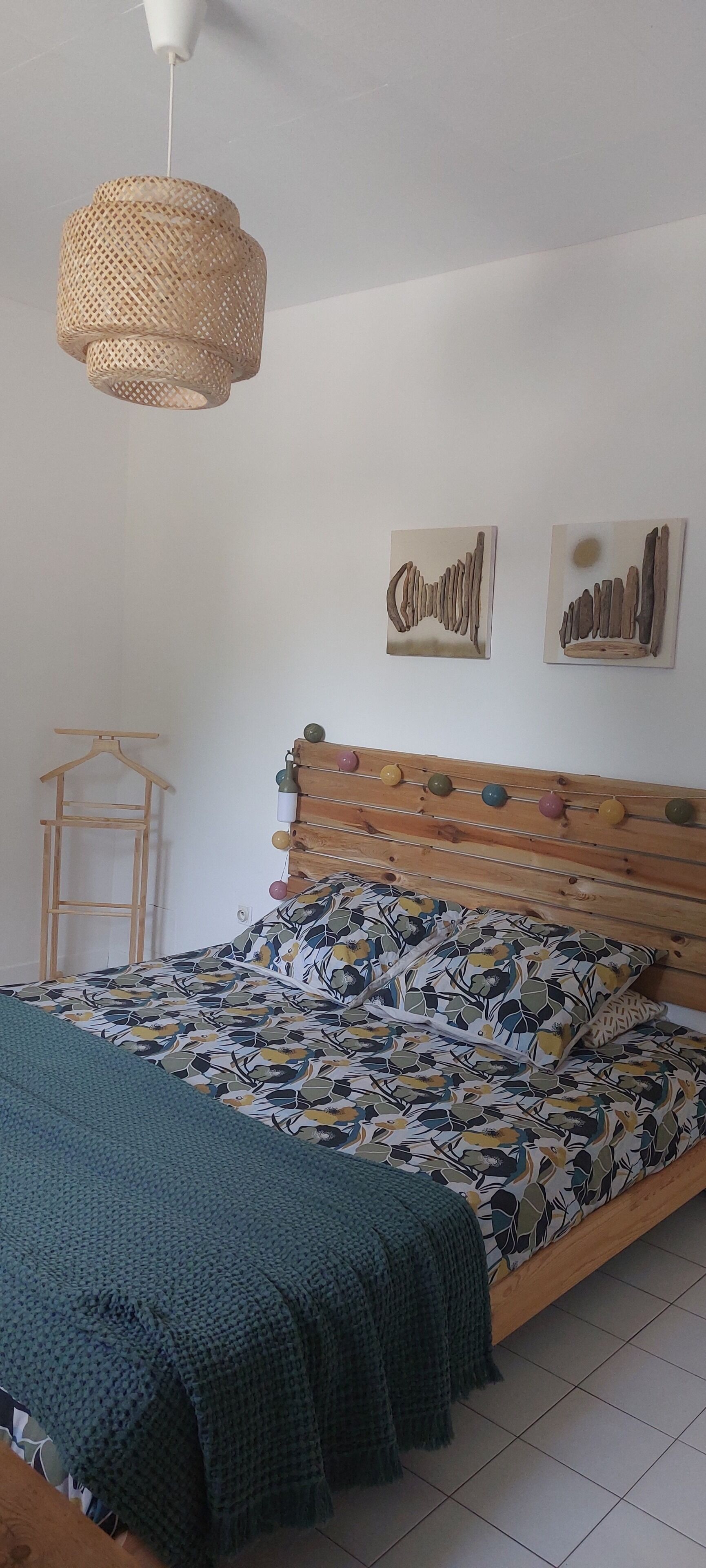 1 bedroom, desk, iron/ironing board, WiFi
