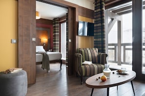 In-room safe, travel cot, WiFi, bed sheets
