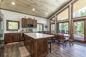 Fridge, microwave, oven, stovetop - 2 Luxury Lodges on 85 Acres Near YNP | Sleeps 40 (Island Park)