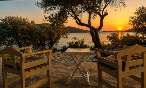 Secluded Seafront Stay With Private Beach in Samos