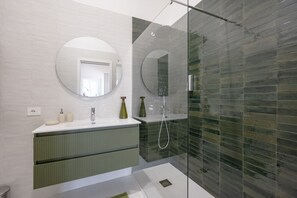 Shower, bidet, towels - GuestHost - Villetta Agapanto (Bari)
