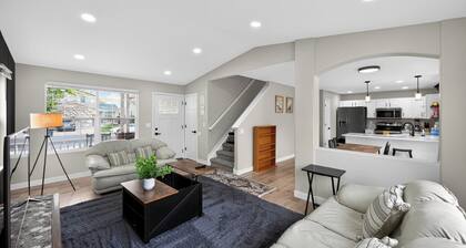 Spacious 4-bedroom house in Aurora, Colorado, United States