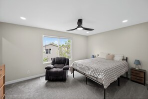 4 bedrooms, iron/ironing board, free WiFi, bed sheets - Spacious 4-bedroom house in Aurora, Colorado, United States (Aurora)