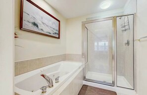 Hair dryer, towels, soap, shampoo - 3 Mi to Fenwick | Pool, Pickleball & Water Views (Selbyville)