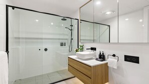 Shower - Kove Apartment - G04 (Kiama)