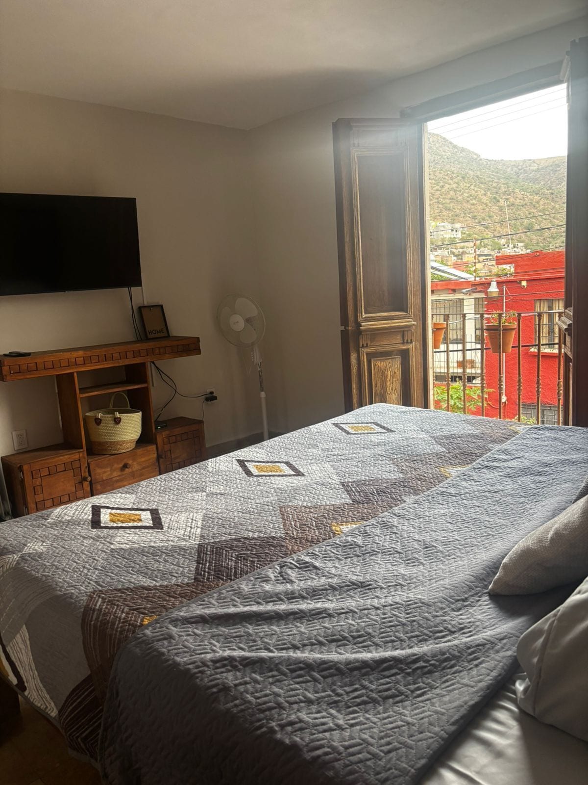 Comfort Room, City View | Free WiFi, bed sheets