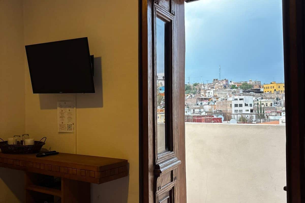 Comfort Room, City View | Free WiFi, bed sheets