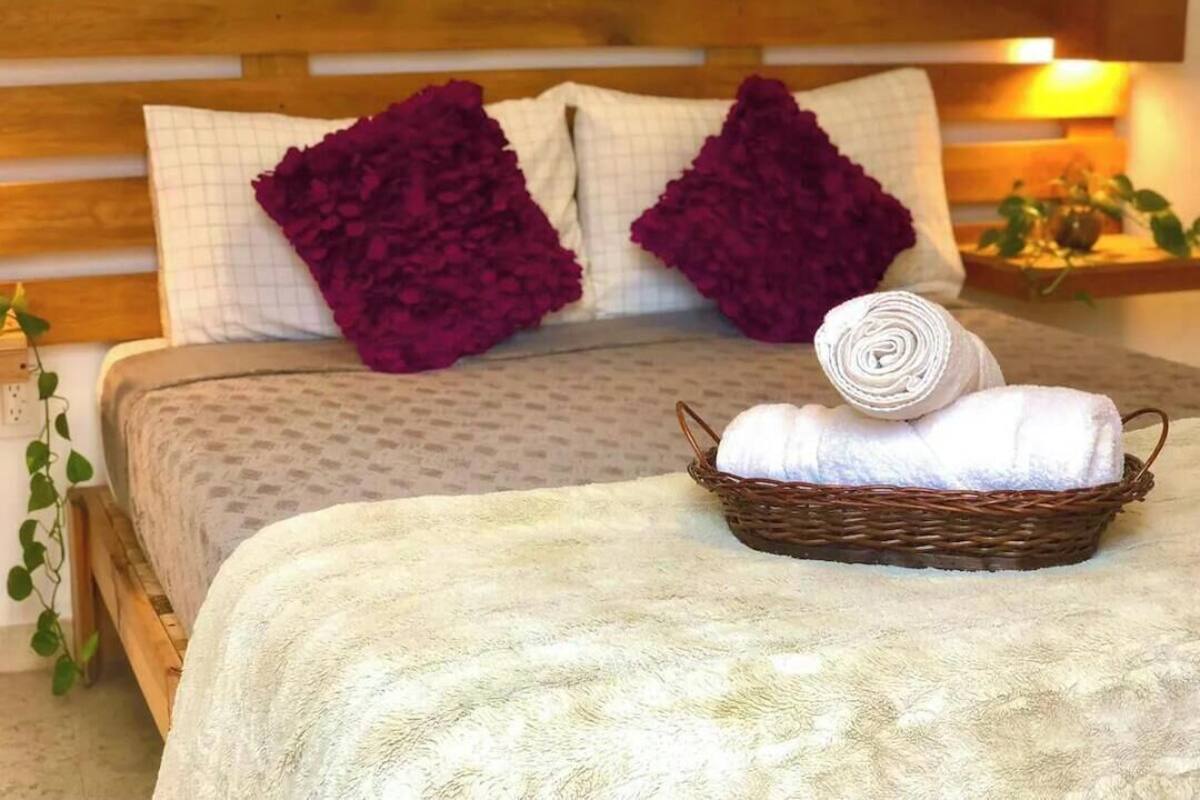 Comfort Room, City View | WiFi (free), bed sheets