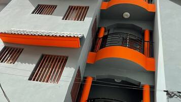 Luxury-Studiosuite, Poolblick | Außendetails