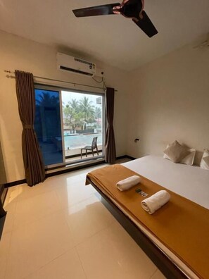 Free WiFi - Scarlet Stays (Alibag)
