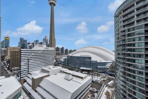 Exterior - Panoramic CN Tower Views - Free Parking (Toronto)