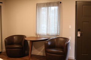 Interior - Single Queen studio at Spruce Lodge (Seward)