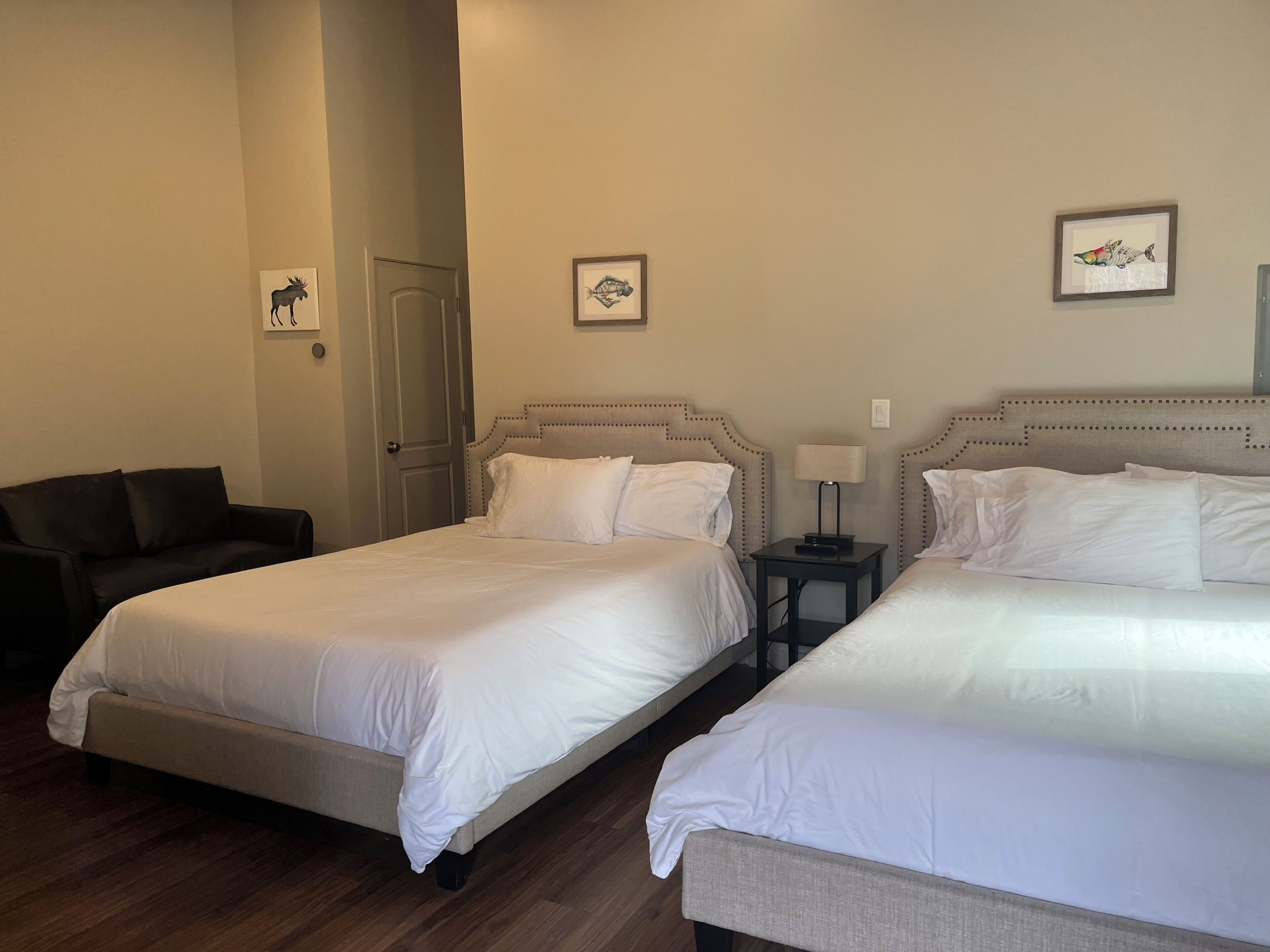 1 habitación y ropa de cama 