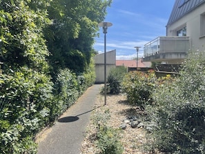 Property grounds - Proche port et plage des Minimes (LA ROCHELLE)