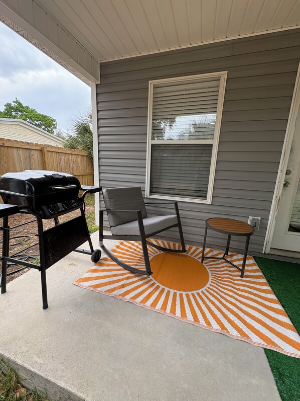 Terrace/patio - Welcome to Nyla‘s Cove. It’s a two bedroom two bath modernly stylish duplex unit (Pensacola)