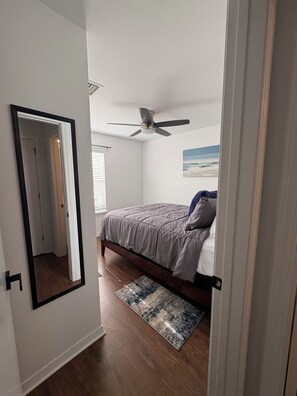 2 bedrooms, WiFi, bed sheets