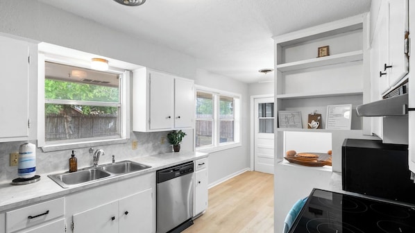 Talo (3 Bedrooms) | Sisätilat