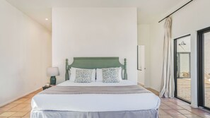 House (3 Bedrooms) | Interior - Ember Sky by Avantstay Private Pool + Patio + BBQ Pappy & Harriet's + Joshua Tree National Park (Yucca Valley)