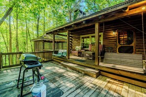 Terrace/patio - Rustic Smoky Mountain Cabin | Hot Tub & Wooded Privacy (Seviervile)