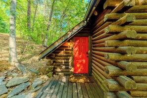 Exterior detail - Rustic Smoky Mountain Cabin | Hot Tub & Wooded Privacy (Seviervile)