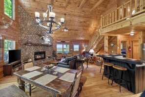 Interior - Aska Bliss | Mountain Retreat in Aska Adventure Area (Blue Ridge)