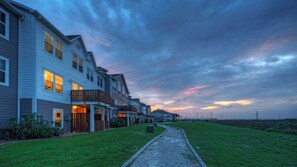 House (4 Bedrooms) | Interior - Vacation Heaven by Avantstay North Padre Stay Gulf Views + Pool Access Near Whitecap Beach (Corpus Christi)