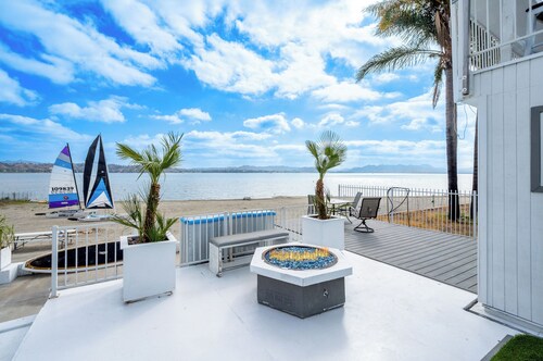 Lakefront SoCal Escape with Private Beach - Sail, Relax & Stay on the Water