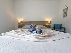 Bügeleisen/Bügelbrett, WLAN, Bettwäsche