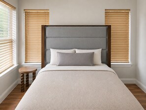 2 quartos, ferros/tábuas de passar roupa, Wi-Fi, roupa de cama