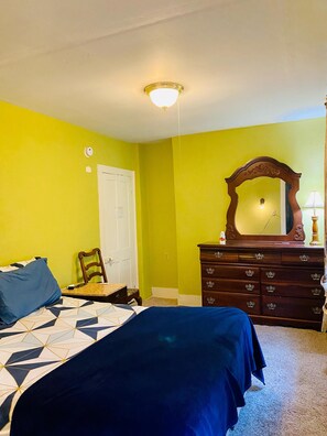 Room -  Apartment Near Dreams Park, Milford (Milford)