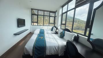 Panoramic Quadruple Room | Free WiFi