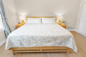 Iron/ironing board, free WiFi, bed sheets, wheelchair access - Casa Palma | Modern Coastal Retreat (Destin)