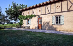 Exterior - Jolie maison avec piscine (Simorre)