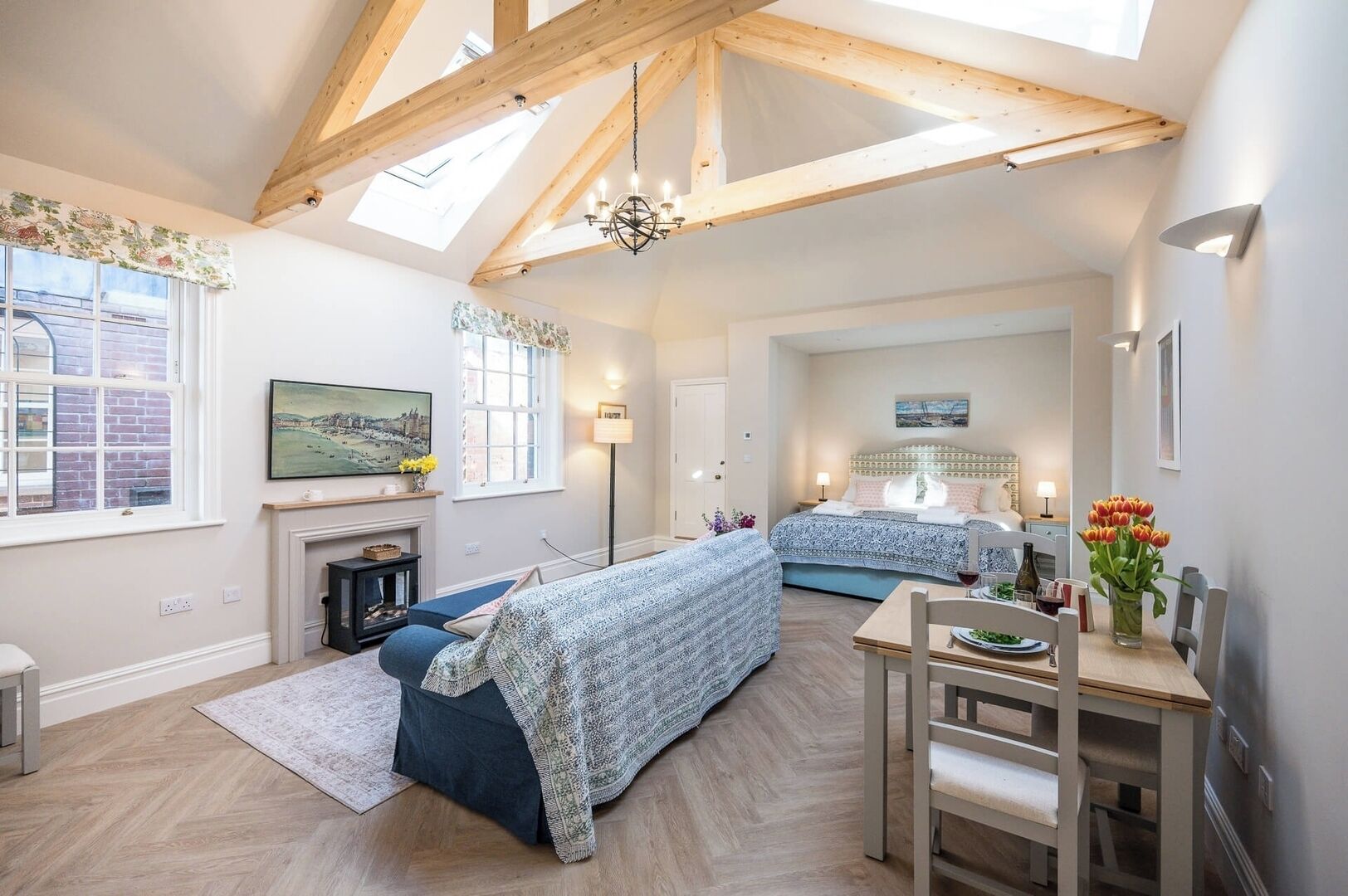 Iron/ironing board, travel cot, WiFi, bed sheets