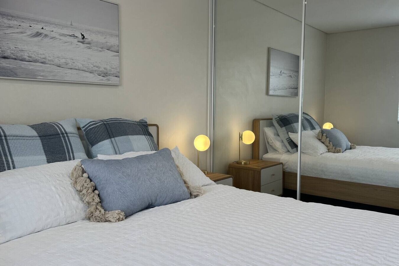 1 bedroom, desk, WiFi, bed sheets