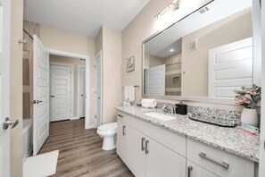 Shower - Luxurious 2BR King Beds  Apartment in Montgomery with Pool, Gym & Game Room (Montgomery)