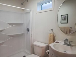 Bathroom - Private modern studio in fabulous Agoura Hills with private patio (Agoura Hills)