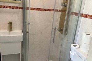 Bathroom - Studio - Parking - Garden - WiFi - Sleeps 2 (Cambridge)