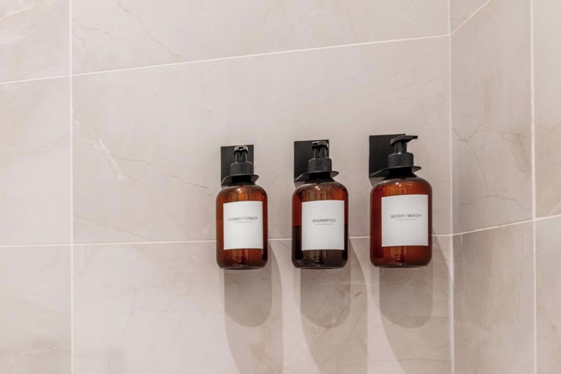 Shower, towels