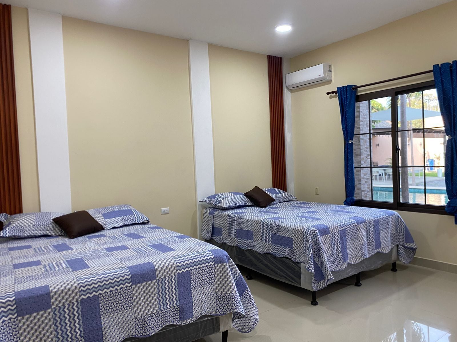 Double Room, Pool View | Desk, free WiFi