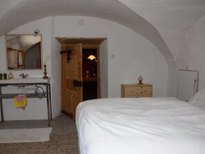 Room - Obergasse Ferienhaus by Interhome (Wiesen)