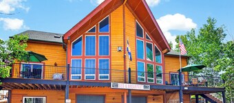 1BR Mountain View Studio with Fireplace,Deck,Views