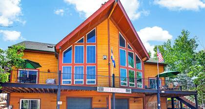 1BR Mountain View Studio with Fireplace,Deck,Views