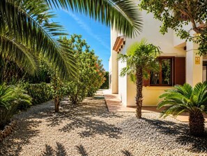 Property grounds - Large villa with private pool and sea views (Finestrat)