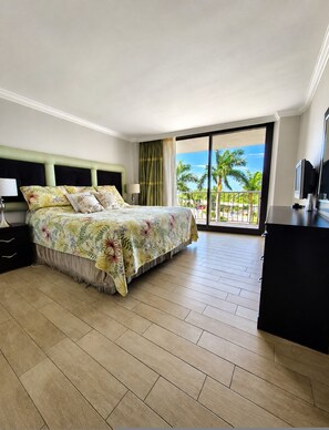 House - Luxury Beach Resort Marco Island Condo Ocean Views Pool Beach (Marco Island)