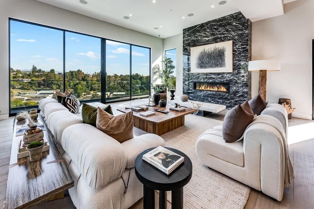 TV, fireplace, offices