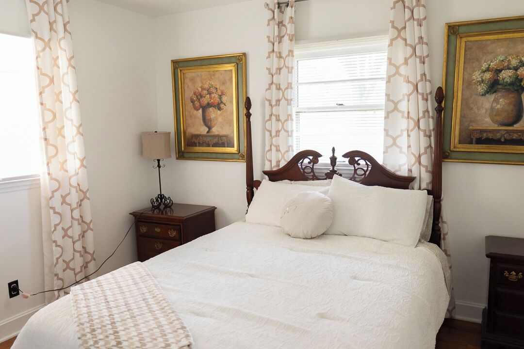 Iron/ironing board, free WiFi, bed sheets, wheelchair access