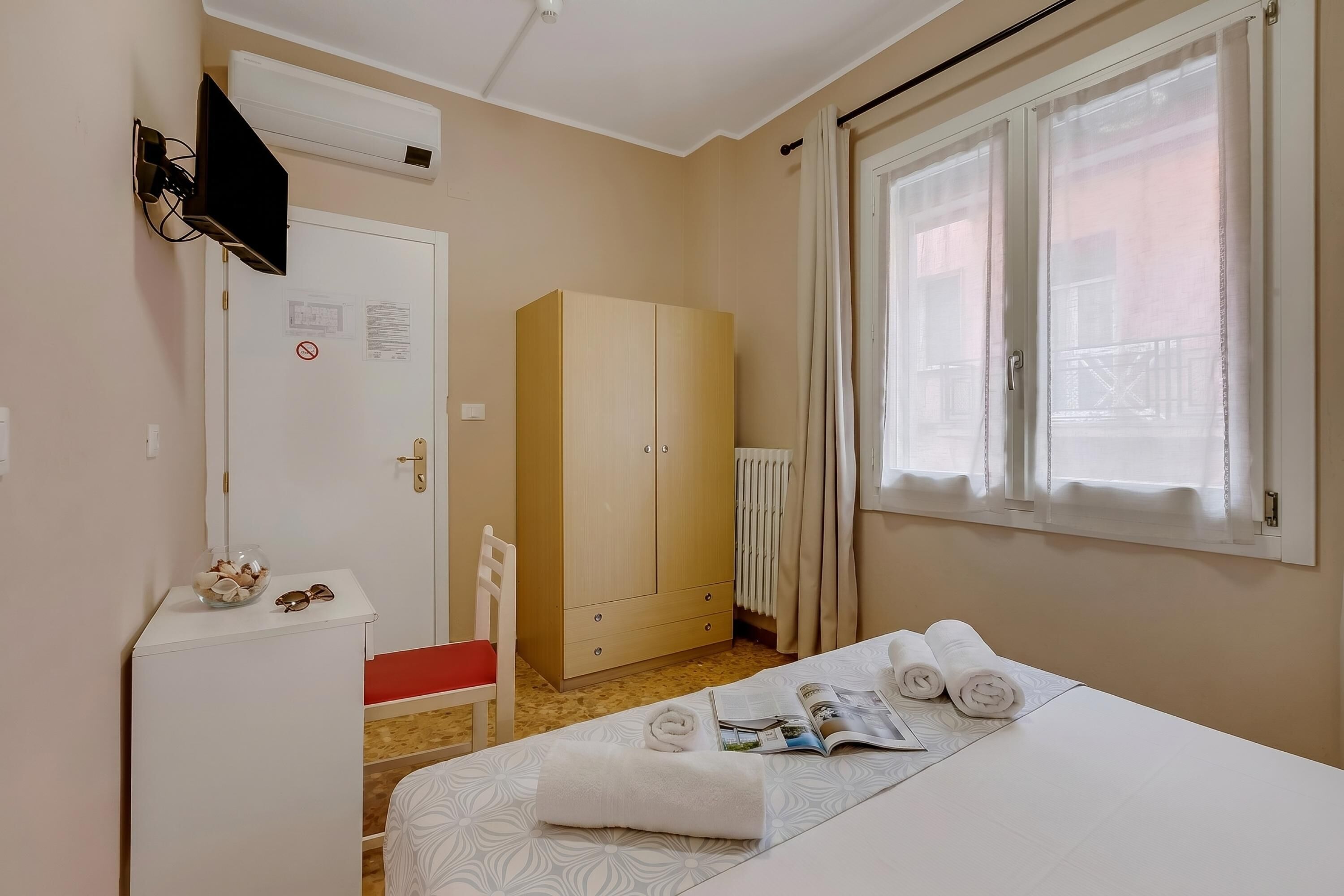 Wi-Fi gratuit, draps fournis