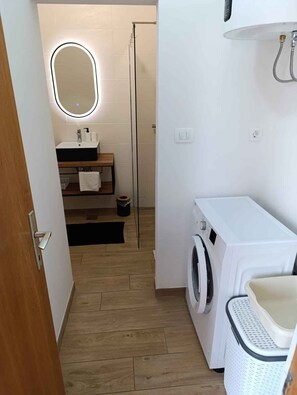 Bathroom - Holiday apartment with panoramic sea view in Rab (Palit)