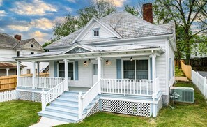 Exterior - Cozy Cutler Cottage in Greeneville (Greeneville)